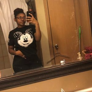 Meet your Posher, Sky